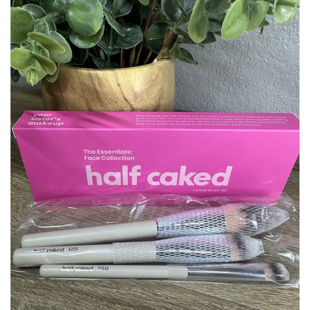 Half Caked Makeup Brush | professional-grade, 100% synthetic‎ hair